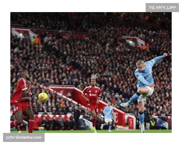 特写：定位球专家教练组——揭秘曼城幕后如何设计任意球套路